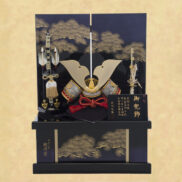 【福仙】武州天勢作 金彩松 兜収納飾り  | かっこいい5月飾り通販のはぐみぃ